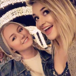 Meet your Posher, Maci